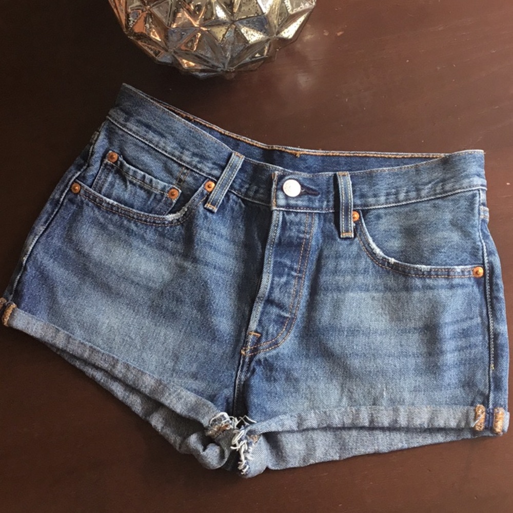 Levi 501 Denim Shorts Sz 27